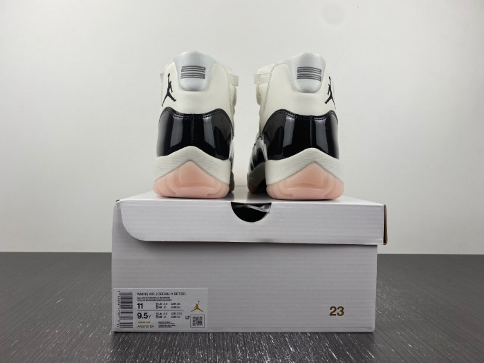 air jordan 11 wmns "neapolitan" ar0715-101