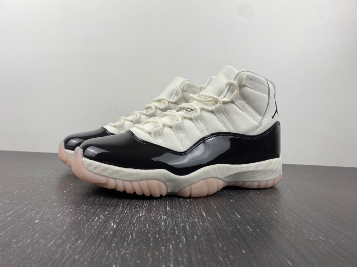 air jordan 11 wmns "neapolitan" ar0715-101