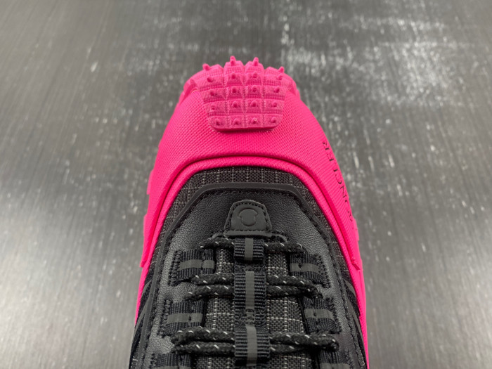 moncler trailgrip gtx