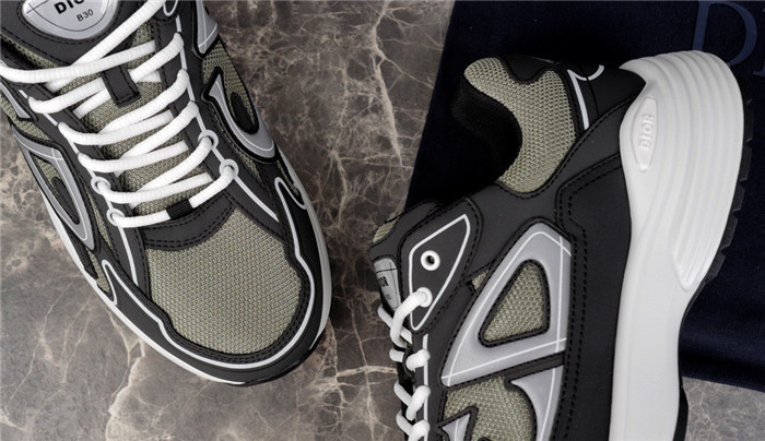b30 sneaker