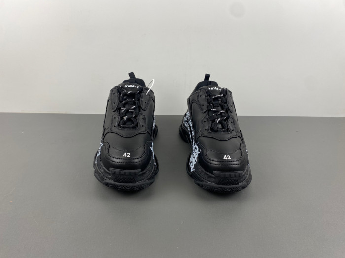 blcg sneaker triple.s.