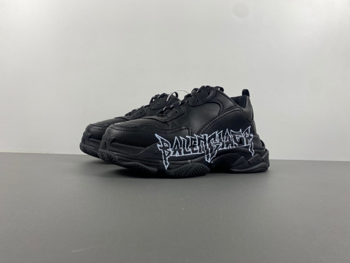 blcg sneaker triple.s.