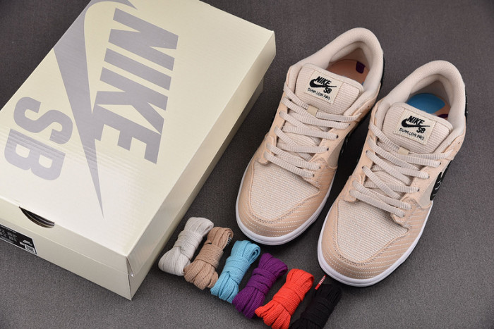 albino & preto x nk dunk sb low pro qs“pearl white”  fd2627-300