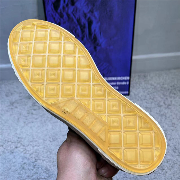 a*iri low sneakers
