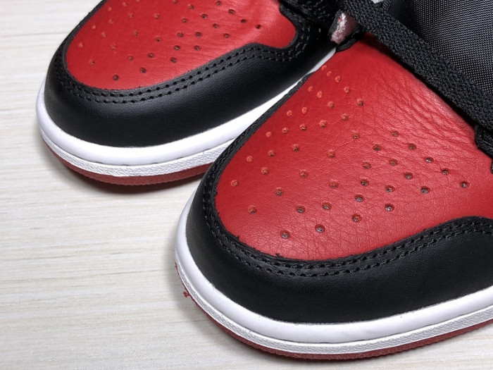 air jordan 1 retro high og banned bred black red  555088 001