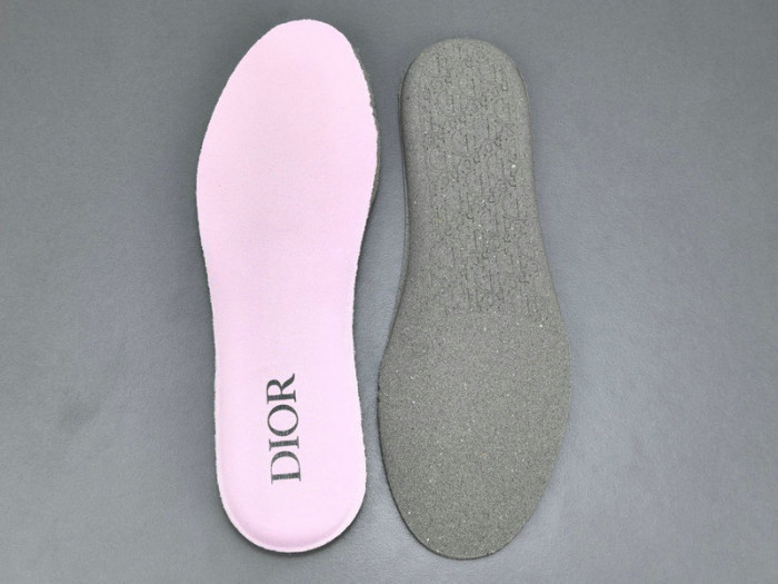 b30 sneaker