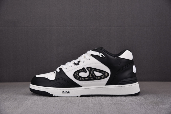 d10r b57 sneaker