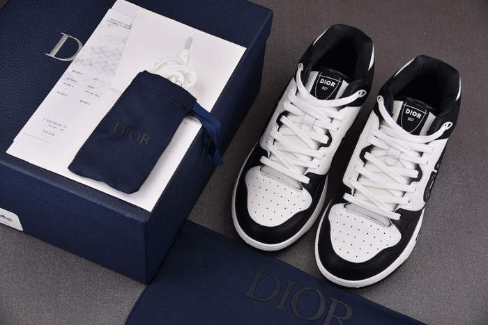 d10r b57 sneaker