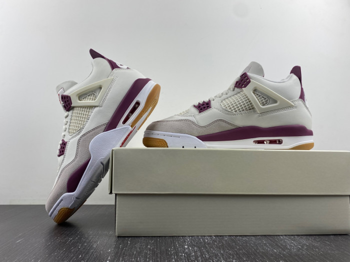 sb x jordan 4 “sapphire” dr5415-102