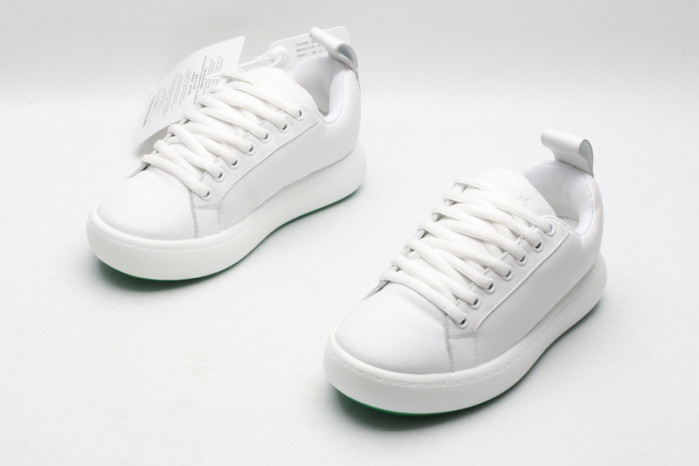 Bo*te*ga ve*ne*ta sneakers