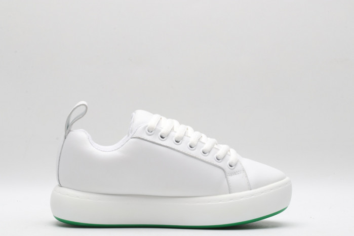 Bo*te*ga ve*ne*ta sneakers