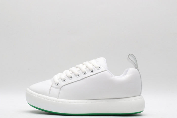 Bo*te*ga ve*ne*ta sneakers