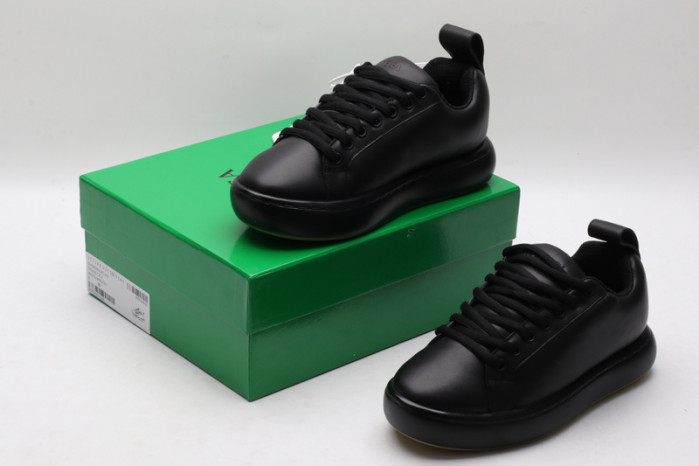 Bo*te*ga ve*ne*ta  sneakers