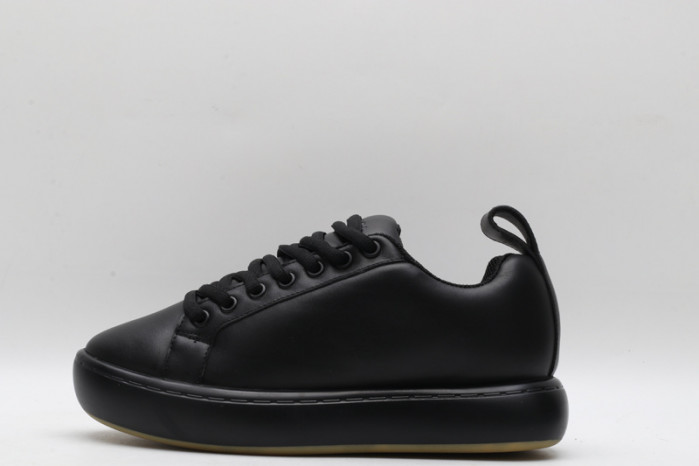 Bo*te*ga ve*ne*ta  sneakers