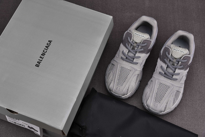 Ba*len*cia*ga -phantom sneakers