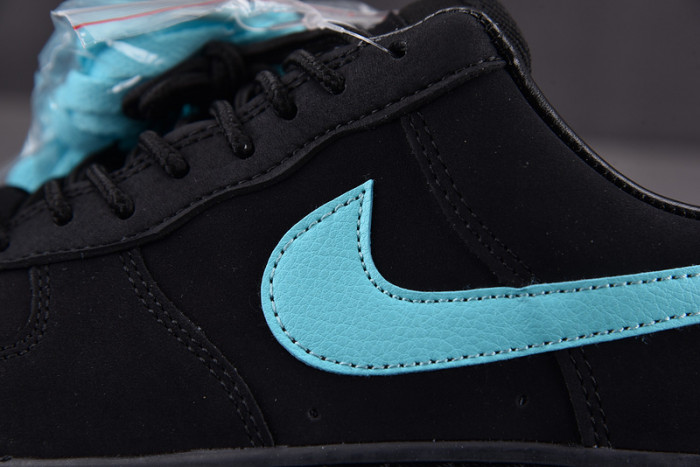T*f*ny & co. x nike air force 1 low black dz1382-001