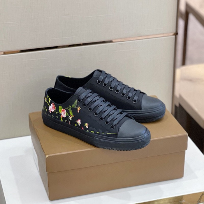 bur  sneaker