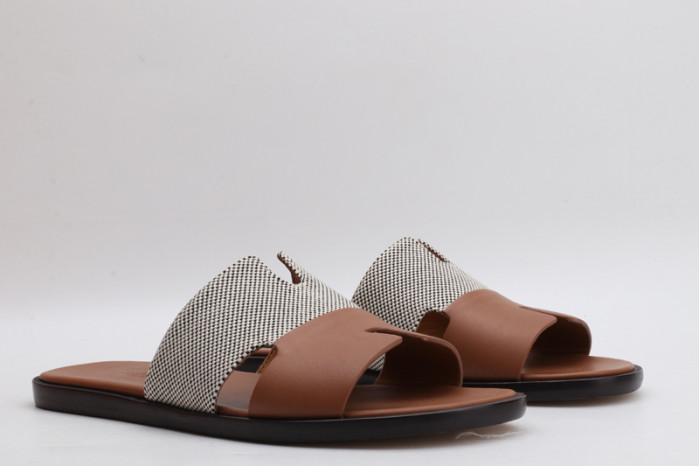 herm*s  slippers