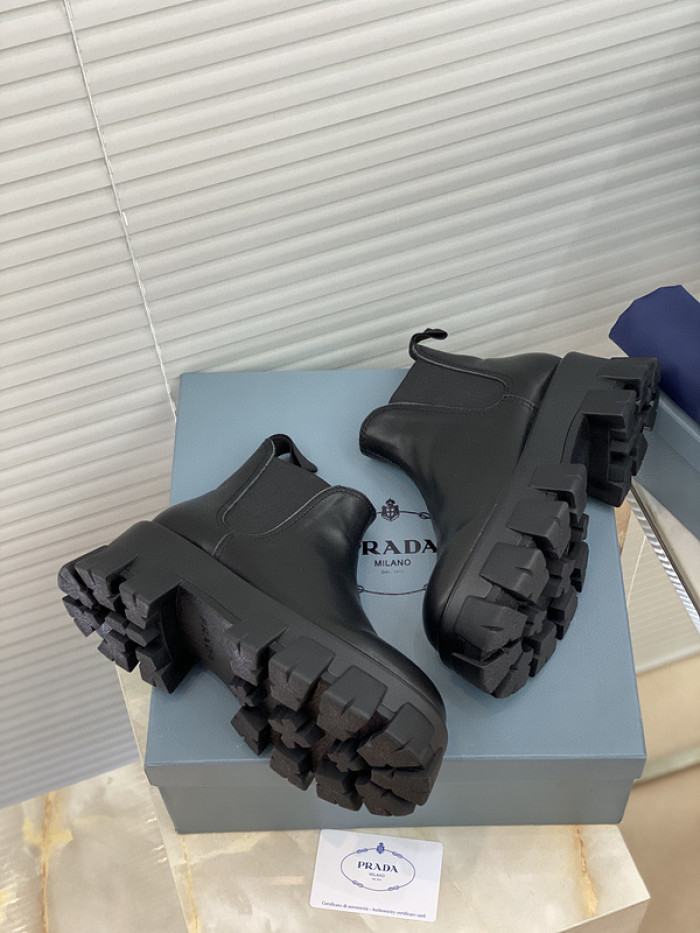 pra_da boots