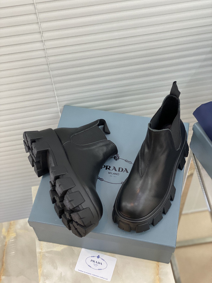 pra_da boots
