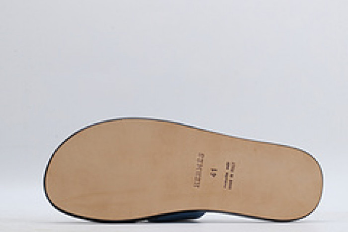 herm*s  slippers