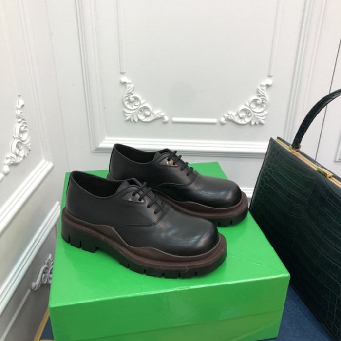 Bo*te*ga ve*ne*ta boots