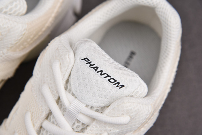 Ba*len*cia*ga -phantom sneakers