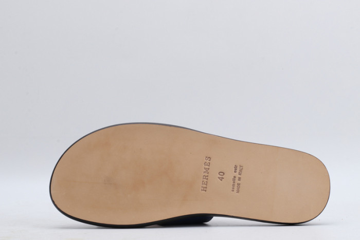 herm*s  slippers