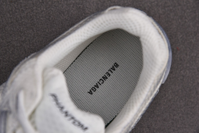 Ba*len*cia*ga -phantom sneakers