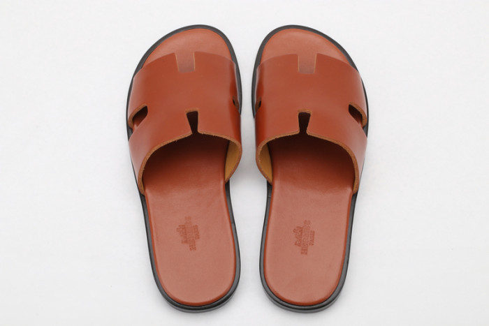 herm*s slippers