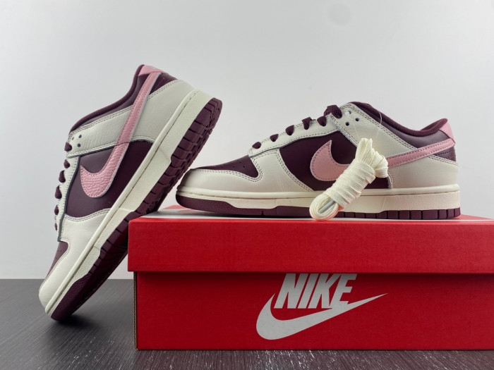 nike dunk low valentine