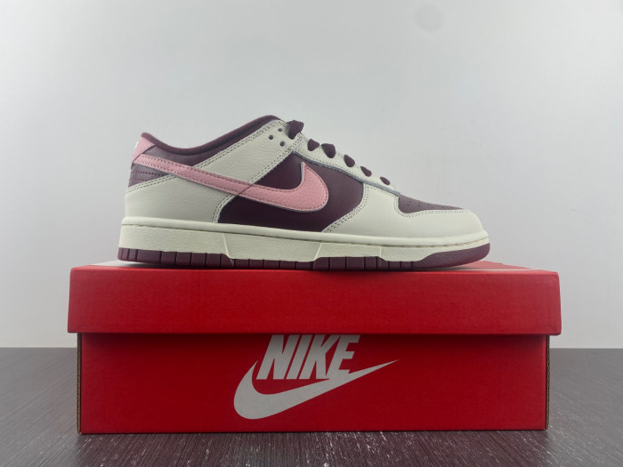 nike dunk low valentine