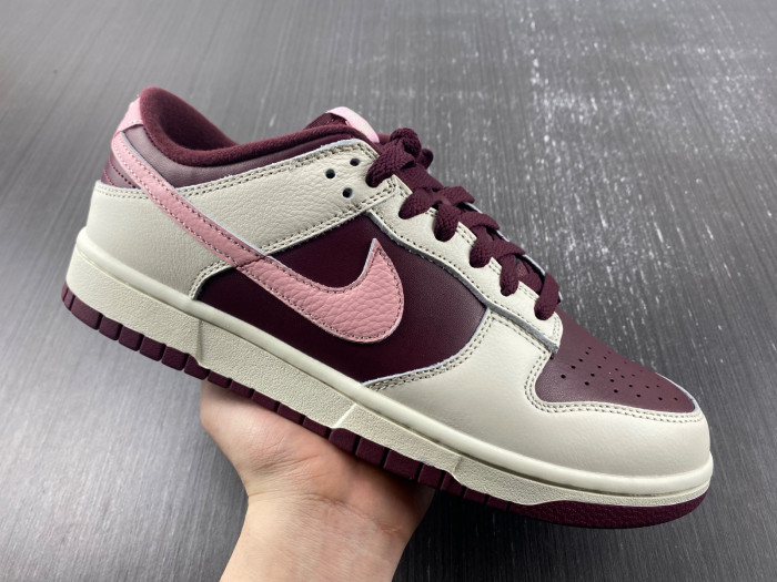 nike dunk low valentine