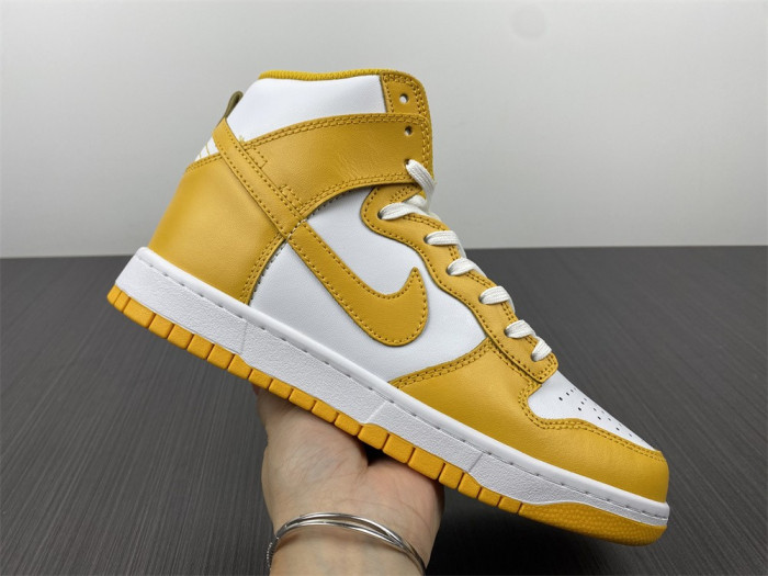 wmns dunk high 
