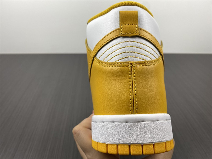 wmns dunk high 