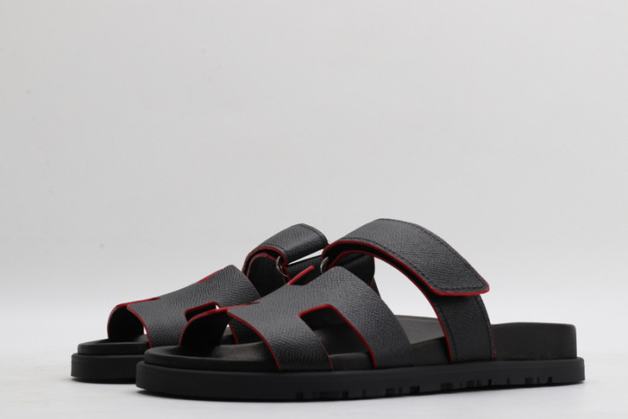 herm*s  slippers