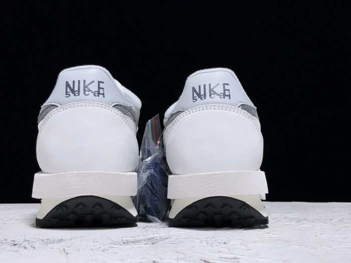 nike ld waffle sacai summit white  bv0073-100