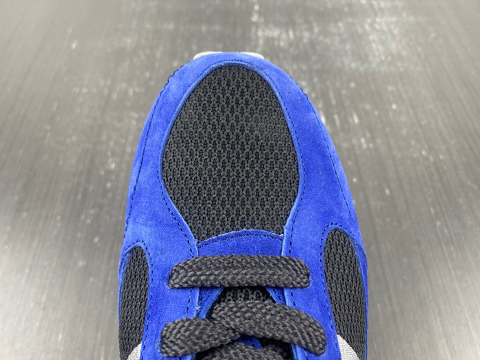 new balance sneaker