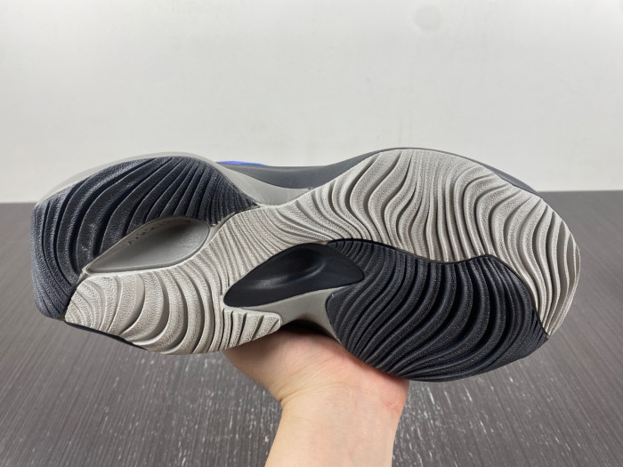 new balance sneaker