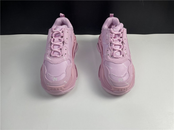 blcg sneaker triple.s.