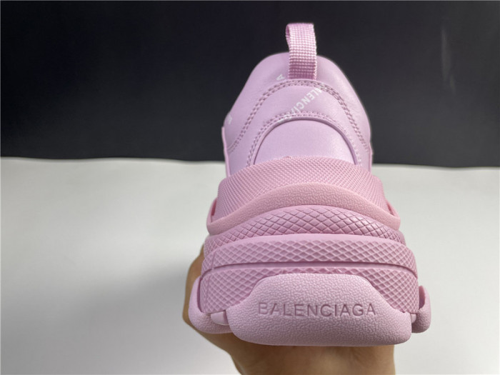 blcg sneaker triple.s.