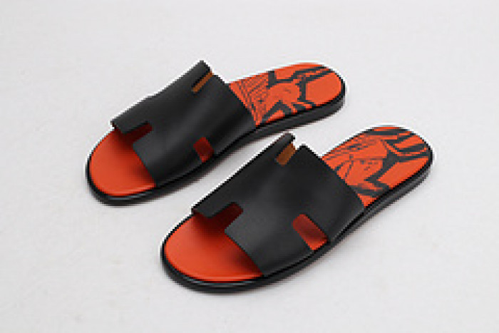 herm*s  slippers