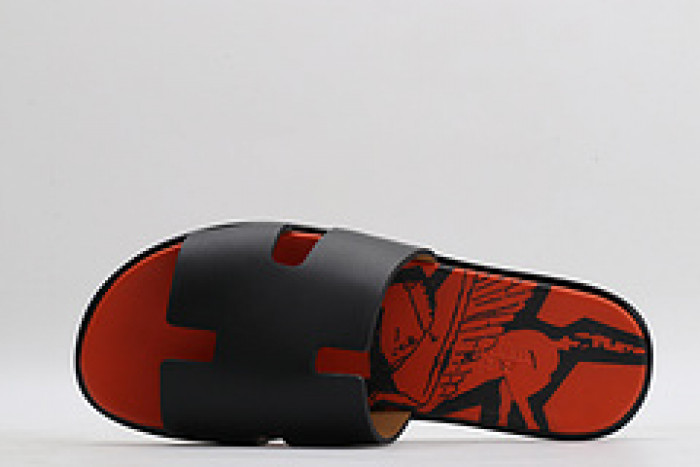 herm*s  slippers