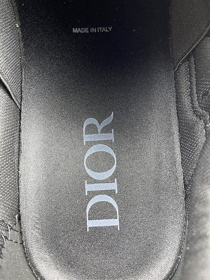 b30 sneaker