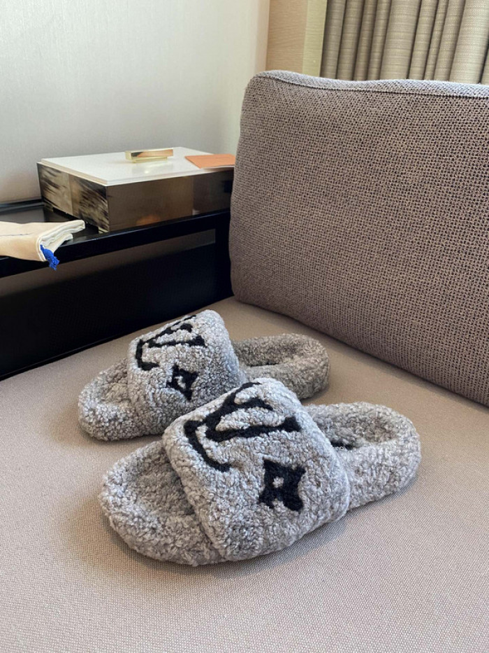 loui vuitto slippers
