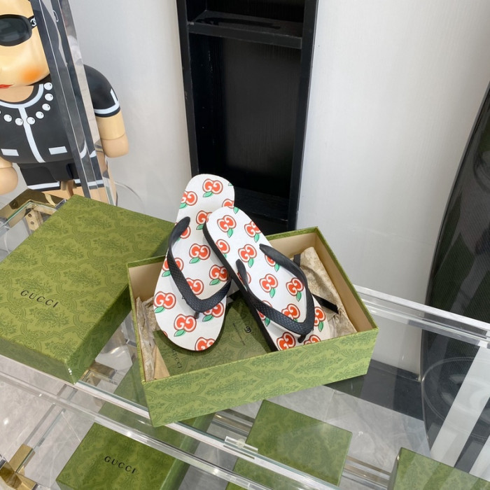 gucc slippers
