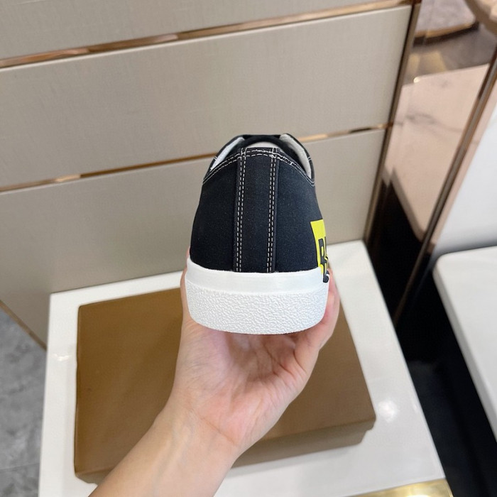 bur  sneaker