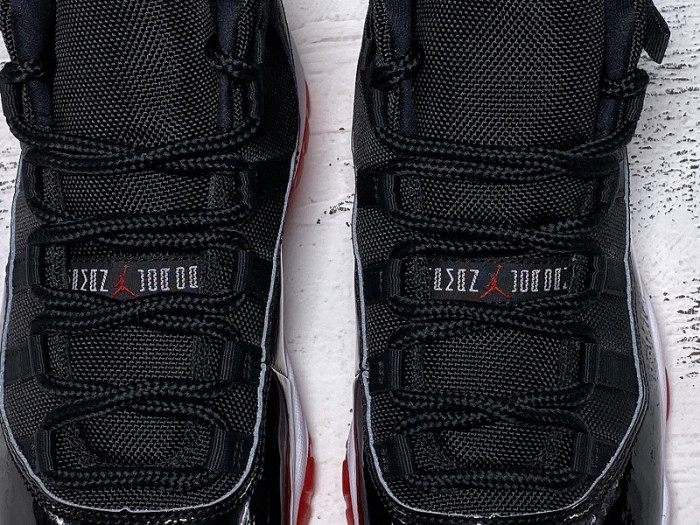 jordan 11 retro playoffs bred (2019)  378037-061