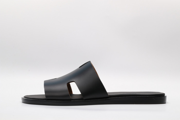 herm*s  slippers