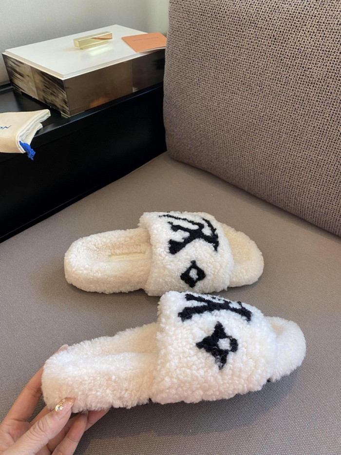 loui vuitto slippers